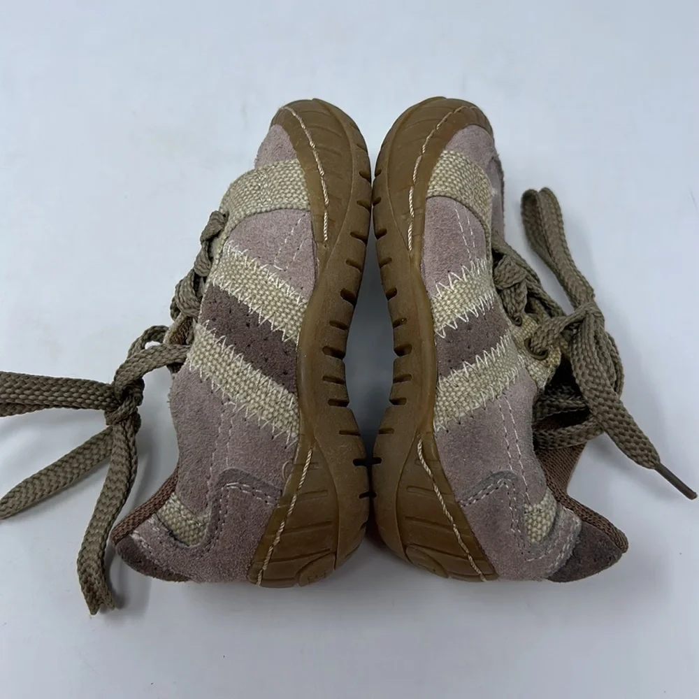 Children’s Place Boy’s Lace-Up Shoes Size 4 Excellent Condition